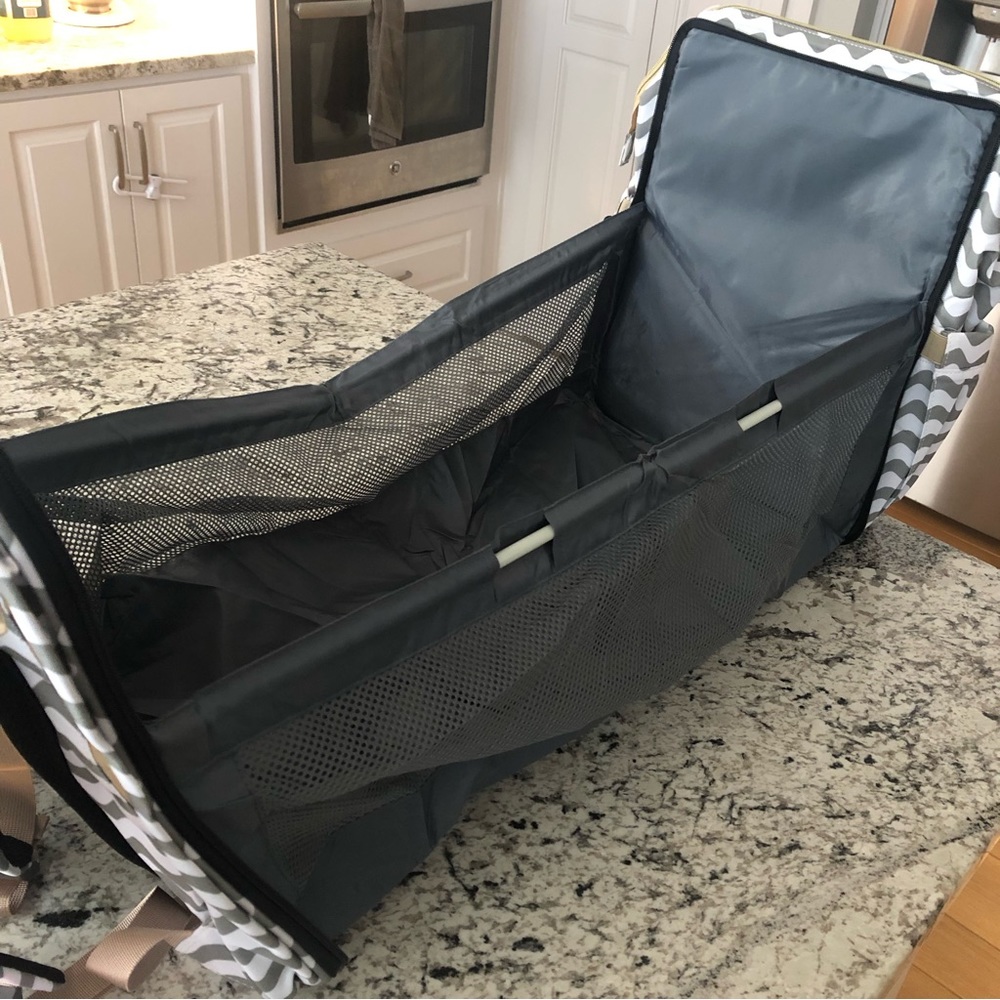 🆕 debug Diaper Bag - Picture 6 of 6